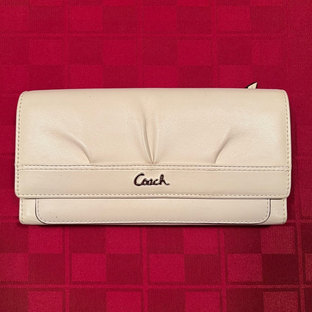 Coach Off-White Women's Wallet